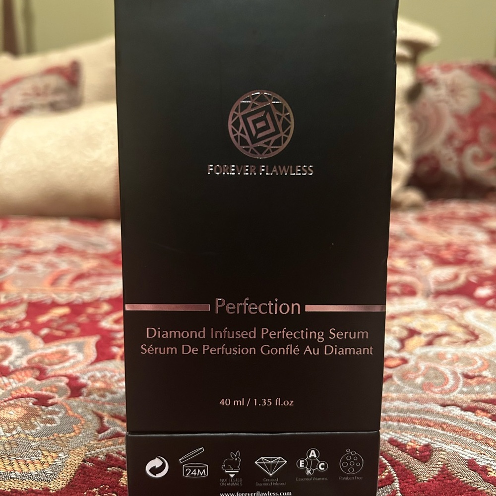 Forever Flawless Perfection-Diamond infused perfecting serum